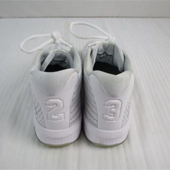 Nike Air Jordans-White-Men size 9 main image 4